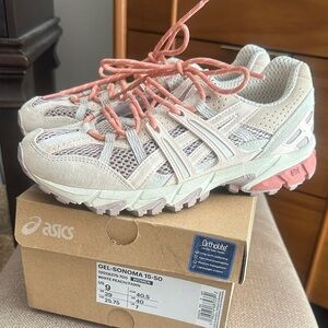 ASICS Gel-Sonoma worn once